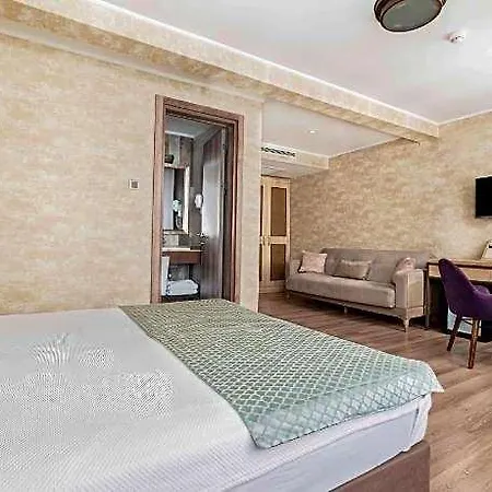 Castle Franco 3*